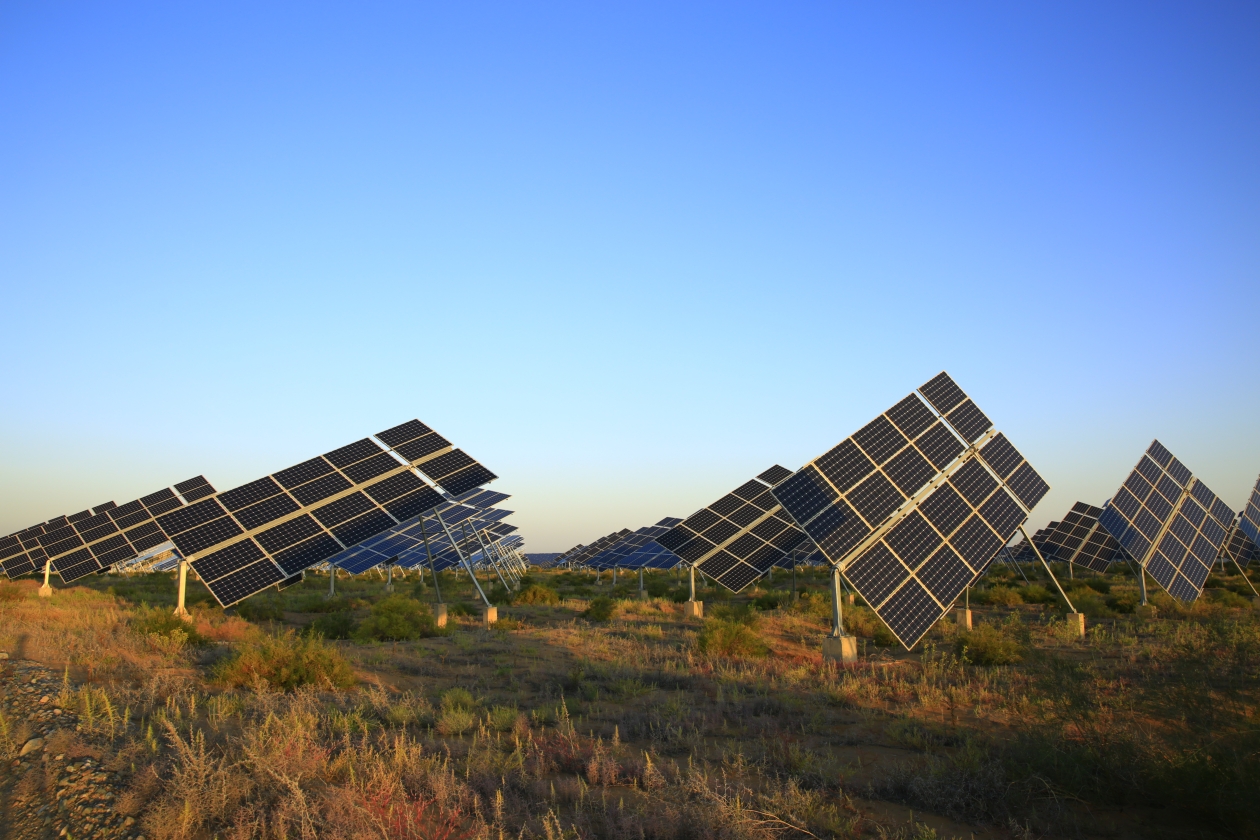 Gansu Gulang Lvzhou 100MW Desert PV Power Station