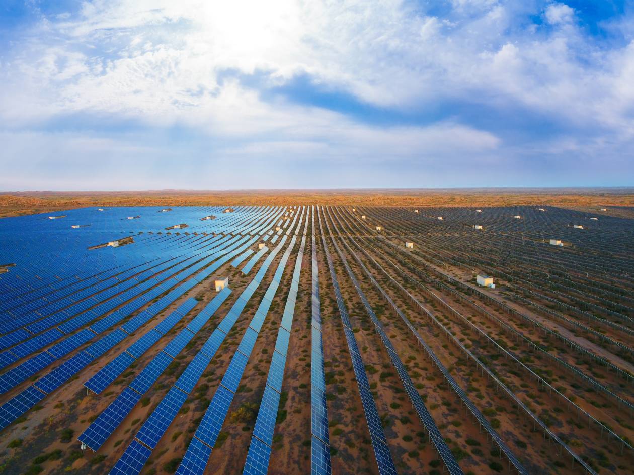 Gansu Gulang Zhenye 50MW Desert PV Power Station